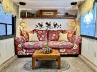 Pet friendly vintage camper turned tiny house with fenced yard near Sedona!