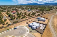 Centrally located, A/C, pet friendly, large yard, mountain views