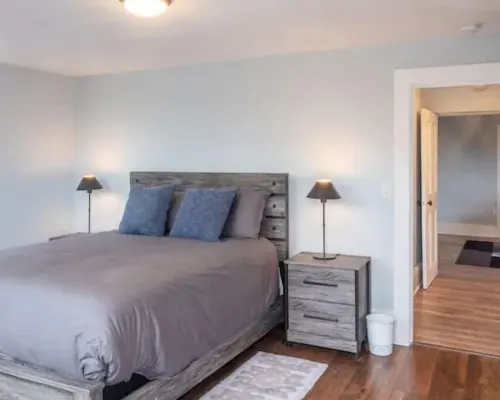Simple Modern Elegance with Hudson Valley Mountains backdrop, 3rd Fl Hotels in Newburgh