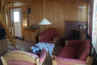 Cozy Sweden house by the sea