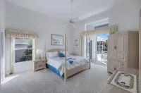 Stunning Sunsets, Spacious Waterfront Home