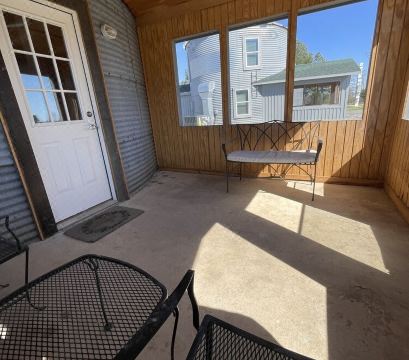 Interior view of the retreat