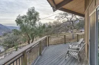 Charming House Inside the Gate of Sequoia National Park