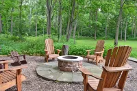 The 1764 Mohler House! Beautifully Restored Farmhouse 3BR/4BA on 9aces w/firepit Hotels in Ephrata Township