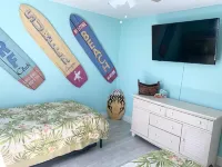 POOLSIDE PARADISE 2/2 OCEANFRONT COMPLEX STEPS TO THE BEACH - SLEEPS 6