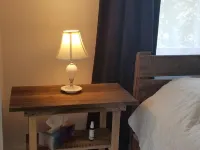 The Cook's Wall Cabin Hotels in Stokes County
