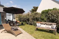 Apartment, exceptional sea view. فنادق في Moelan-sur-Mer