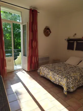 Charming apartment for two people Отели в г. Салава