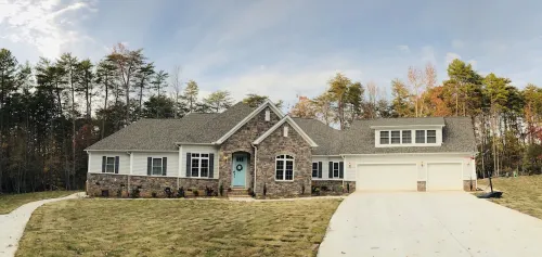 Suite w/ Private Entry and Nature Trails 40 cleaning) Hotels in Steele Creek