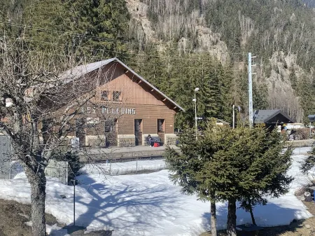 Studio for 2 people with view of Brévent Отели рядом с достопримечательностью «Эгюий-дю-Миди»