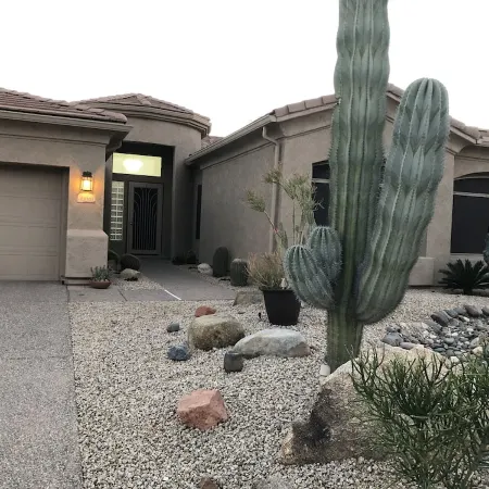 Luxury 4 Bed,  4 Bath with Heated Pool, Spa Outdoor Kitchen & Putting Green