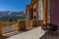 3 BR 2 BA Ski-in & Ski-out, 50 steps to ski run, unbelievable location!