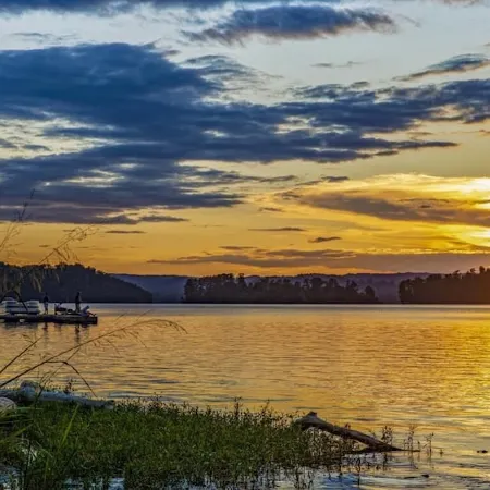 Bring Your Boat, Pets and Adventurous Spirit- Located Near It All