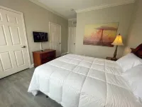 Lovely 2 Bedroom Condo near Disney and Attractions