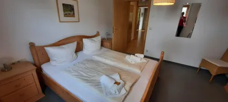 The beautifully furnished apartment is located on the sunny outskirts of Sonthofen.