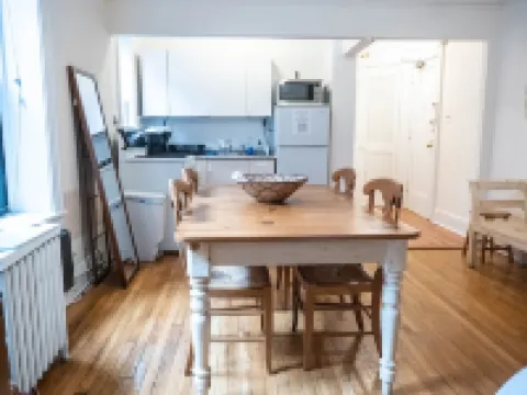 Cozy apartment in beautiful midtown Hoboken! โรงแรมในโฮโบเคน