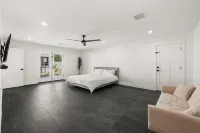 Scottsdale Luxury Resort•Heated Pool & Spa•Putting Green•Cabana +Outdoor Kitchen