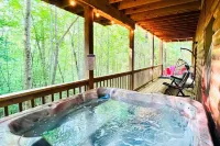 Whispering Creek & Hot Tub + Game Room - 3-Star