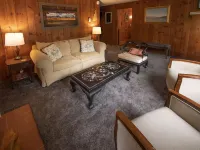 Hideaway Cottages, Cottage B Hotels in Springfield