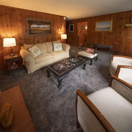 Hideaway Cottages, Cottage B