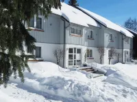 bright, modern equipped Holiday Apartment with many amenities
