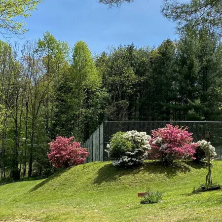 Lakefront Condo  Historic Flat Rock at Mill House Lodge Sleeps 2 Newly Renovated