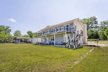 lake daze unforgettable moments by Janix Escapes.