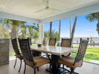 5BR/4.5B Beach House- heated pool, deep water dock, walk to beach!