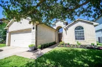 Cozy Home in Richmond TX Hotels near Kalahari Night Club and Bar