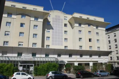 Hôtel Saphir Lyon Hotel di Tassin-la-Demi-Lune