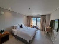 Namhae Sportspark Hotel - شرفة