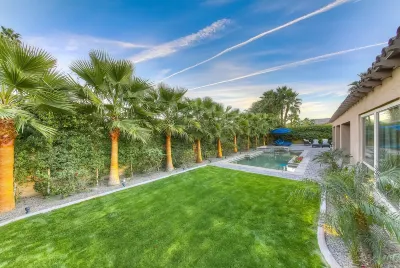 Walk to Coachella & Stage Coach: Private Pool, Spa, Firepit, Pool Table, Casita