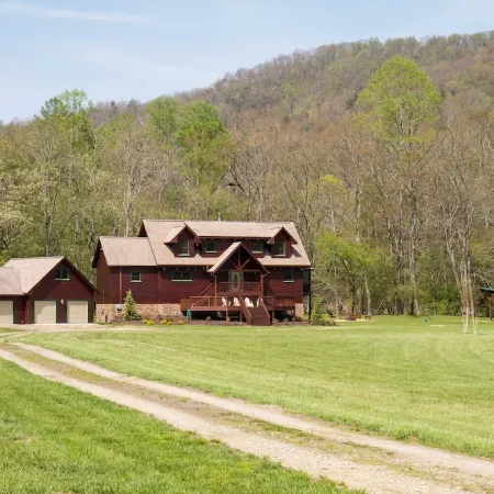 Toccoa River Frontage With Year-Round Mountain Views