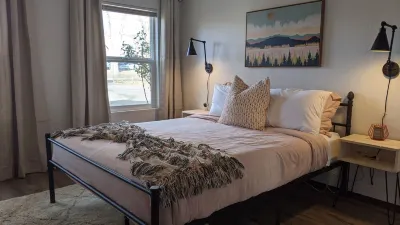 Whipple Vacay: Centrally located, walking distance to Yavapai medical center. 'Tis Art Center and Gallery 주변 호텔