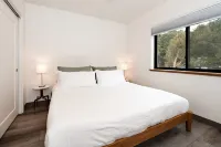 Modern Apt. w/ Grill, MTN Views Near Dwtn Basalt, Whole Foods, 25 min. to Aspen!