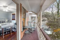 Cottage on Spring A! Best location in town! Entire top floor with two balconies!