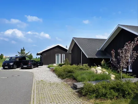 Wooden holiday home "Lieblingsplatz" on the Baltic Sea - sauna - 500m to the Baltic Sea beach