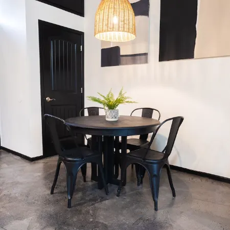 Casa de Flo - 3 BD/3 Bath SPACIOUS CONDO