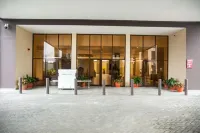 Best Western Plus at the Oxbow Lake Hotels in Yenagoa