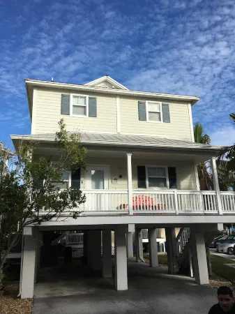 Clean and Relaxing!!   3 King Suites!!  Home with everything you need