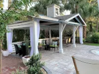 NEW RESORT-STYLE POOL, CUTE HOUSE, 88 STEPS TO SAND!