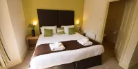 Wakefield Limes Lodge - Standard Double Room