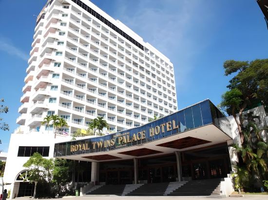Royal Twins Hotel