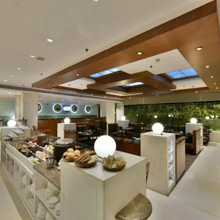 Peerless Hotel Kolkata Отели рядом с достопримечательностью «Консульство США»