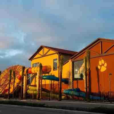 Great Wolf Lodge Southern California Hotel Exterior