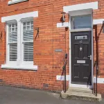 Host & Stay - Simba House