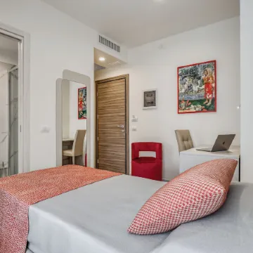 Vomero High Hotel Отели рядом с достопримечательностью «Станция метро Frullone»