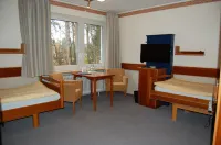 Heidehotel Bad Bevensen Hôtels à : Altenmedingen