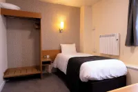 De Trafford Arms by Chef & Brewer Collection Hotels in Вілмслоу