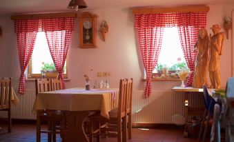 Tourist Farm Rooms Lovrec